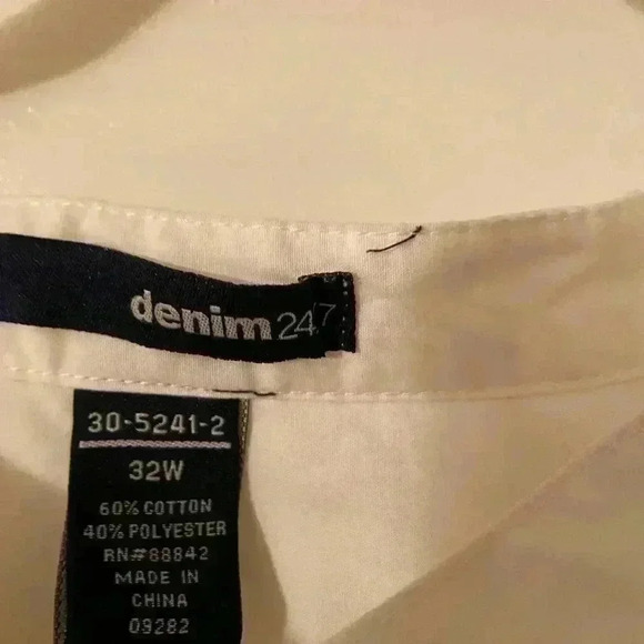Denim 24 long sleeve white button blouse size 32w. - Picture 3 of 6